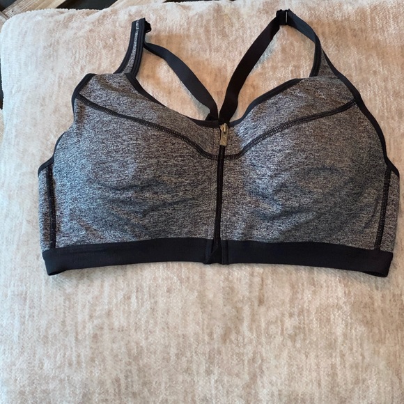 NWOT Victoria’s Secret Front Closure Sports Bra - Picture 11 of 11